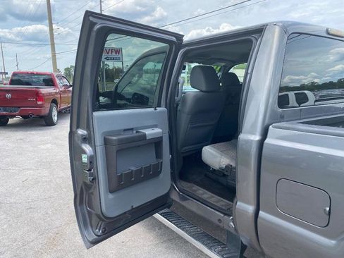 Used 2011 Ford F250 XLT w/ XLT Premium Pkg AWD/4WD image 15