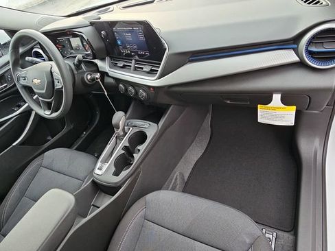 New 2026 Chevrolet Trax LS w/ LS Convenience Package image 26