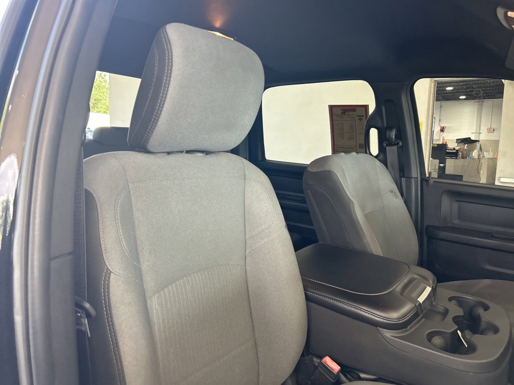 Used 2025 RAM 5500 Tradesman w/ Chrome Appearance Group AWD/4WD image 22