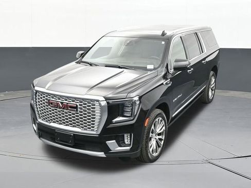 Used 2021 GMC Yukon XL Denali w/ Denali Premium Package image 66