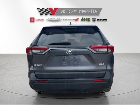 Used 2024 Toyota RAV4 XLE FWD image 4