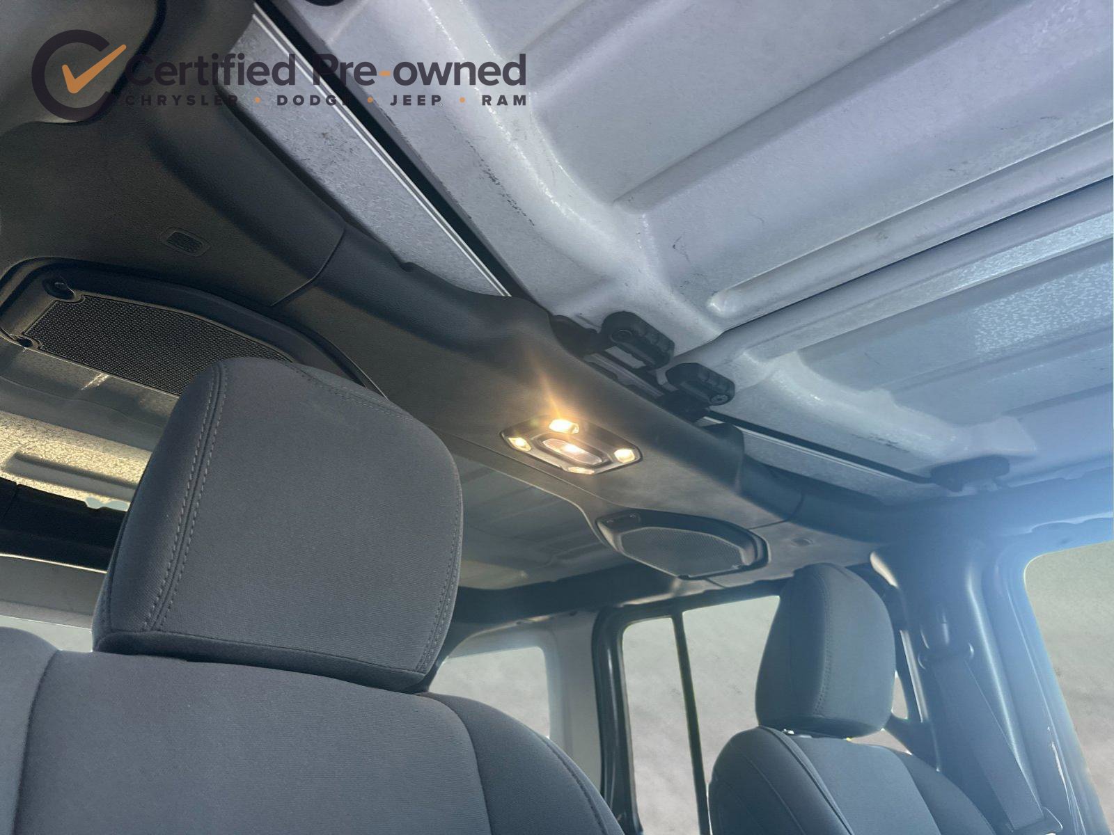 Used 2023 Jeep Wrangler Unlimited AWD/4WD image 18