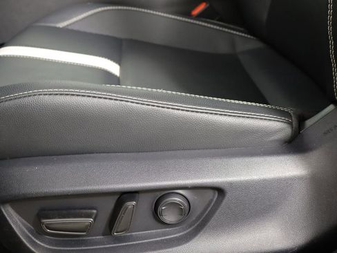 Used 2025 Toyota Camry SE image 23