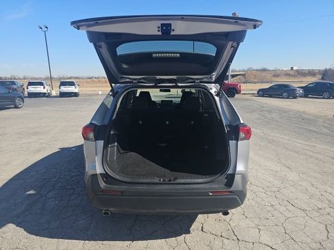 Used 2024 Toyota RAV4 LE image 10
