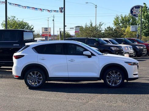 Used 2021 MAZDA CX-5 Signature AWD/4WD image 3