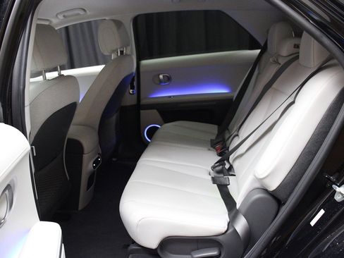 Used 2024 Hyundai Ioniq 5 Limited image 43