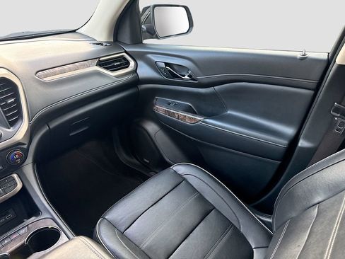 Used 2020 GMC Acadia Denali w/ Technology Package image 25