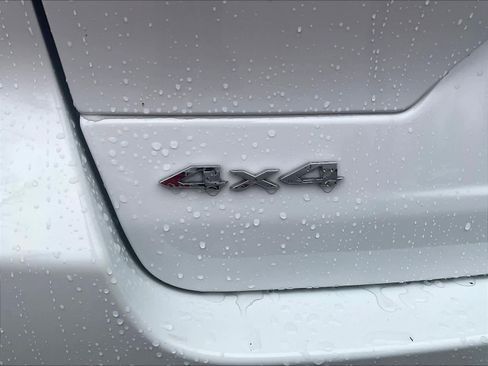 Used 2023 Jeep Grand Cherokee Limited w/ Luxury Tech Group II image 28