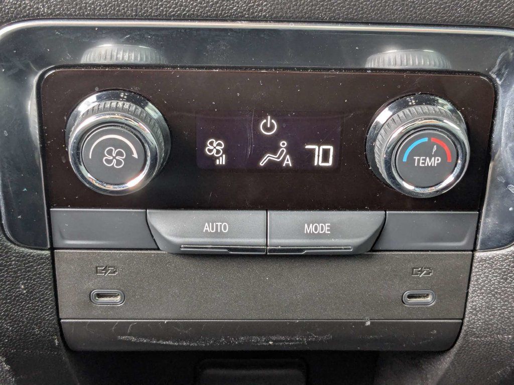 Used 2025 Chevrolet Tahoe LT AWD/4WD image 20