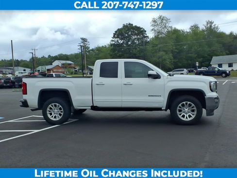 Used 2016 GMC Sierra 1500 SLE w/ SLE Value Package AWD/4WD image 4