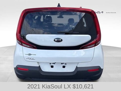 Used 2021 Kia Soul LX image 7