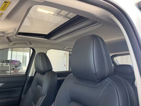 New 2025 MAZDA CX-5 AWD 2.5 S w/ Premium Plus Pkg image 33