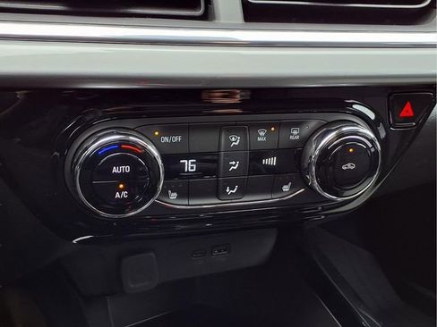 New 2026 Chevrolet Trax LT w/ LT Convenience Package image 8