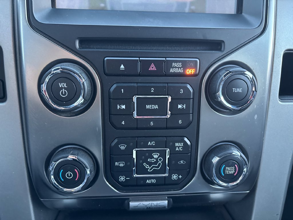 Used 2014 Ford F150 FX4 w/ Equipment Group 402A Luxury AWD/4WD image 24