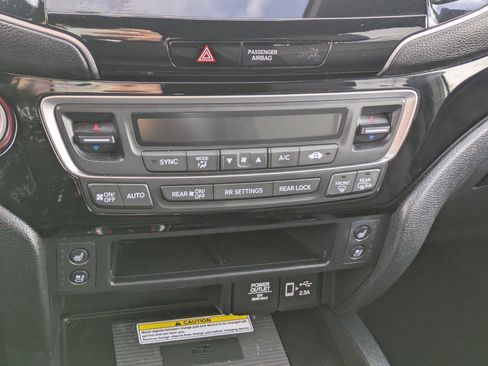 Certified 2023 Honda Passport Elite image 24