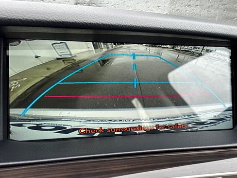 Used 2013 Lexus LS 460 w/ Comfort Pkg RWD image 19