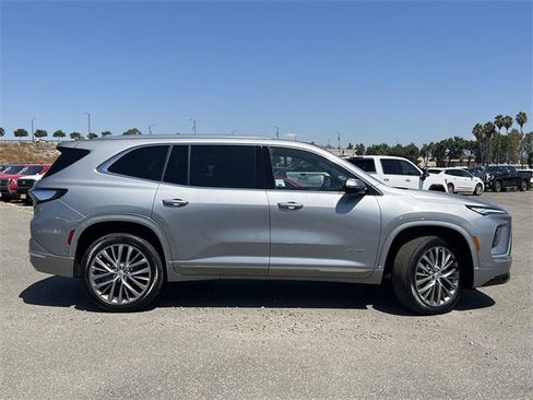 New 2026 Buick Enclave Avenir w/ Super Cruise Package image 2