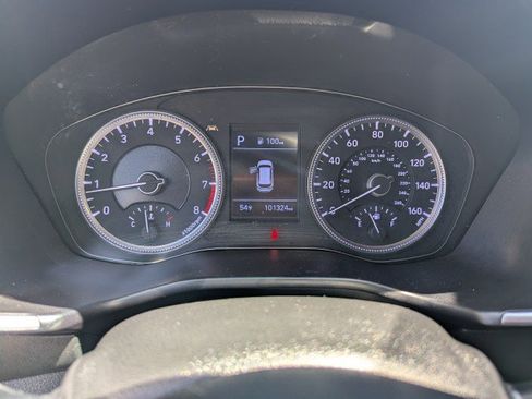 Used 2019 Hyundai Santa Fe SE AWD/4WD image 16