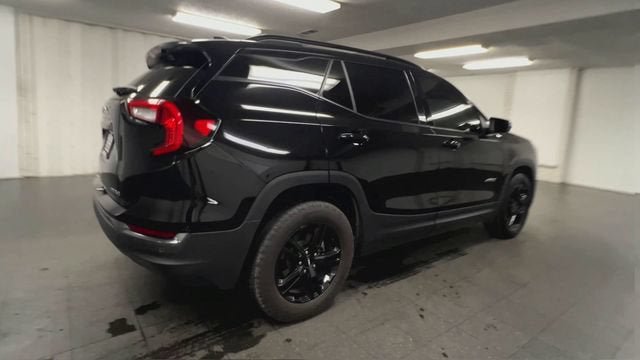 Certified 2024 GMC Terrain AT4 AWD/4WD image 8