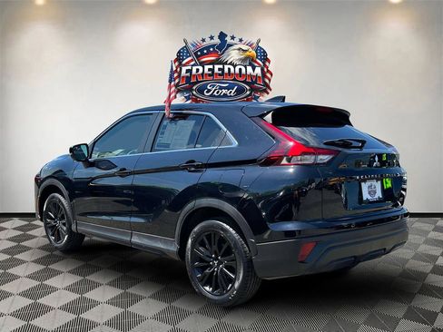 Used 2023 Mitsubishi Eclipse Cross LE AWD/4WD image 5