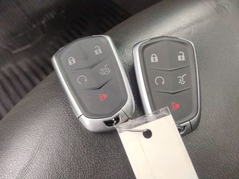 Used 2021 Cadillac XT5 Premium Luxury image 31