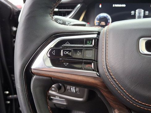 Certified 2023 Jeep Grand Cherokee Summit w/ Adv Protech Group IV image 17