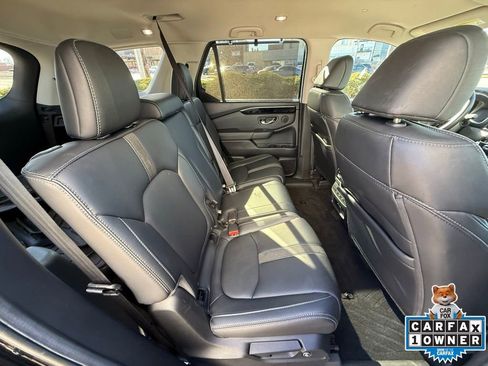 Used 2025 Honda Pilot EX-L image 39
