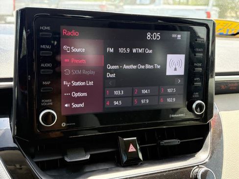 Used 2022 Toyota Corolla LE FWD image 14
