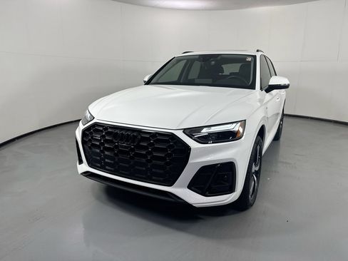 Used 2023 Audi Q5 2.0T Premium Plus AWD/4WD image 31