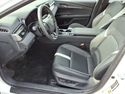 Certified 2025 Toyota Camry SE image 12