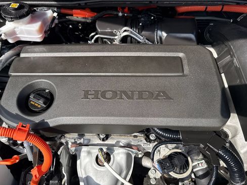 Certified 2025 Honda CR-V Sport image 39