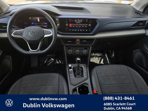 Used 2022 Volkswagen Taos SE image 14