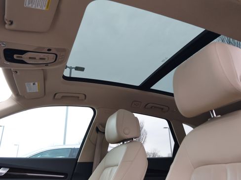 Used 2018 Audi Q5 2.0T Premium Plus w/ Premium Plus Package image 29