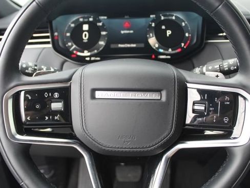 Used 2025 Land Rover Range Rover Sport SE image 16