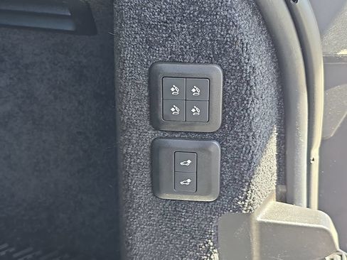 Used 2022 Land Rover Range Rover Westminster Edition AWD/4WD image 18