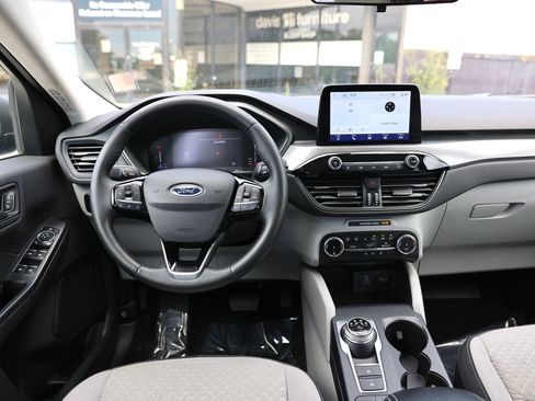 Used 2023 Ford Escape Active AWD/4WD image 16