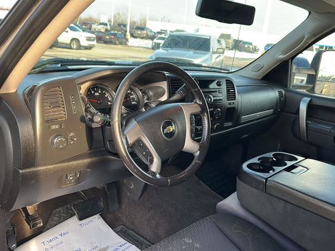 Used 2011 Chevrolet Silverado 2500 LT w/ Interior Plus Package image 21