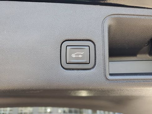 Used 2019 GMC Terrain SLT w/ Preferred Package AWD/4WD image 35