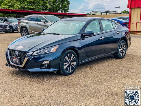 Used 2021 Nissan Altima 2.5 SL AWD/4WD image 4
