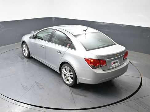 Used 2013 Chevrolet Cruze LTZ FWD image 18