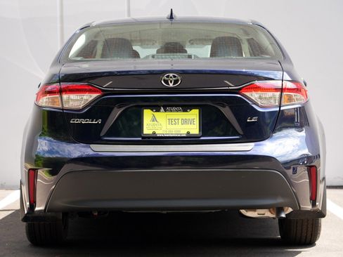 Used 2025 Toyota Corolla LE FWD image 10