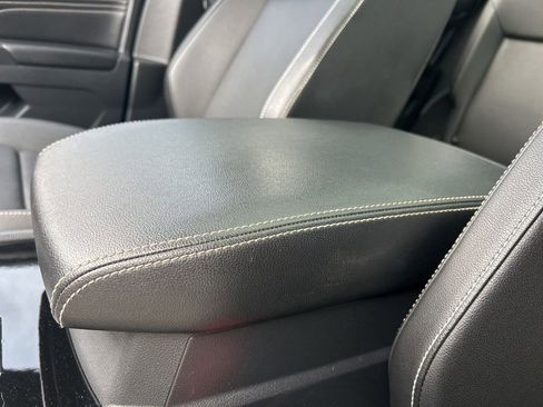 Certified 2020 Volkswagen Atlas Cross Sport SEL image 39