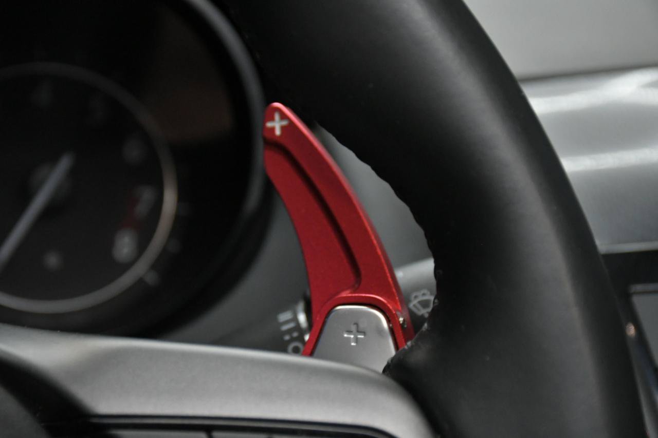 Used 2016 Jaguar F-TYPE R AWD/4WD image 28