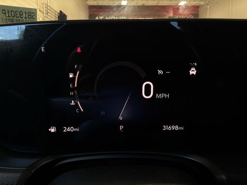 Used 2025 Buick Encore GX Preferred FWD image 35