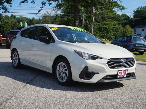 Used 2024 Subaru Impreza 2.0i AWD/4WD image 3