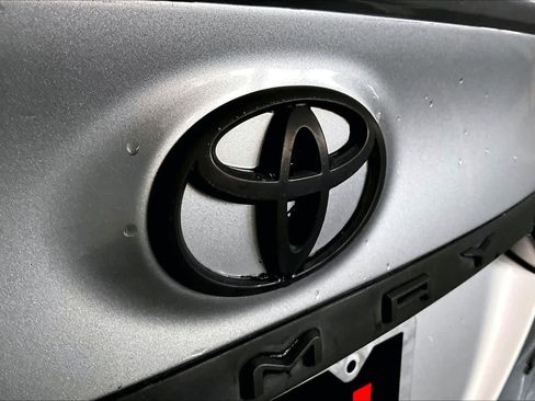 Used 2018 Toyota Camry SE image 30