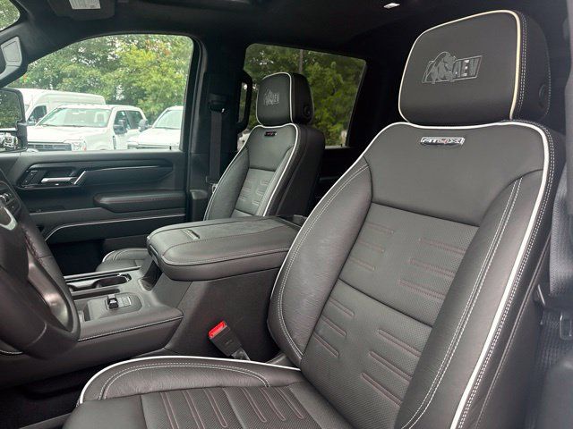 Used 2025 GMC Sierra 2500 AT4X w/ AT4X AEV Edition AWD/4WD image 9