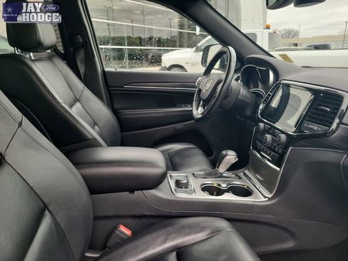Used 2019 Jeep Grand Cherokee Limited image 32