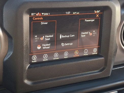 Used 2023 Jeep Wrangler Willys image 30