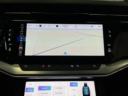 Used 2024 Jeep Wagoneer Launch Edition image 10